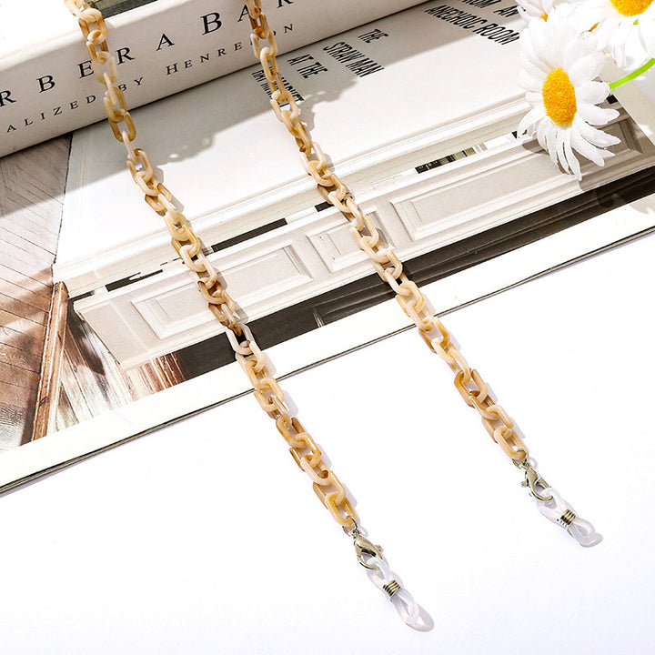 Fashionable necklace with clip clasp Bowlift
