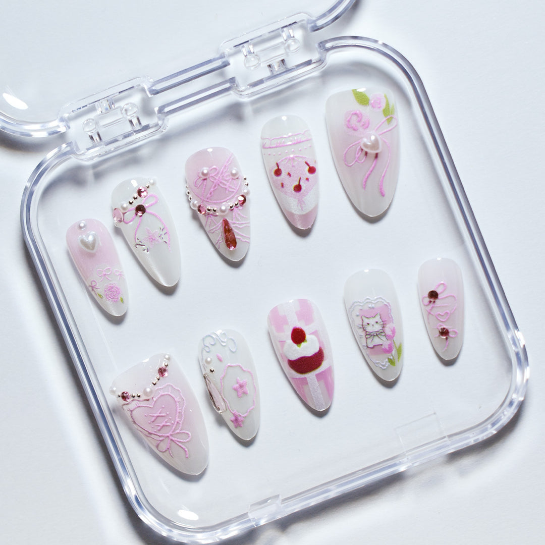 Decorative Press-On Nail Art Set Bowlift