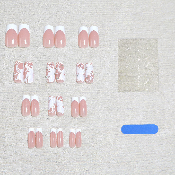 Artificial nails with floral embellishments and glitter details Bowlift