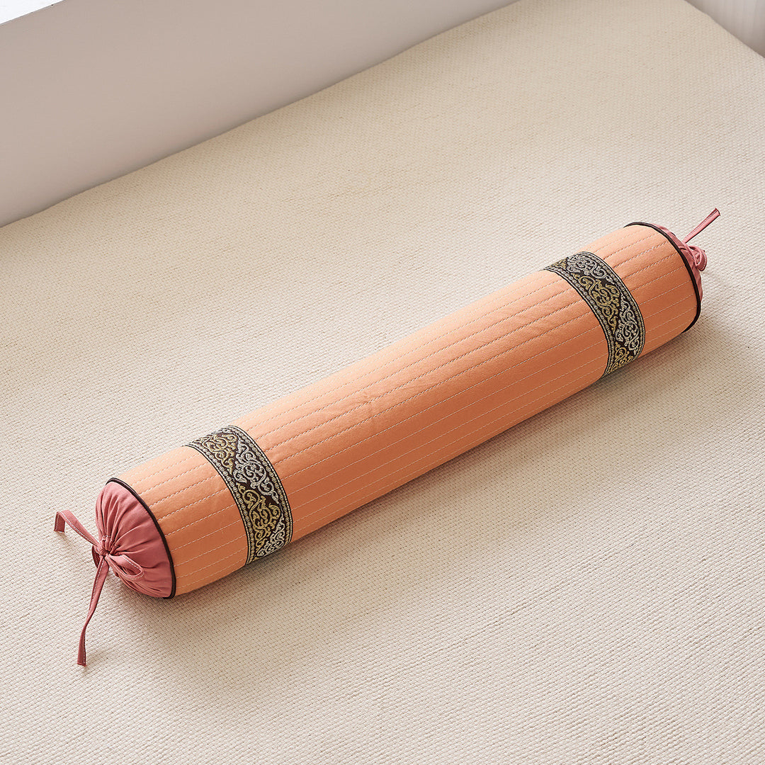 Meditation roll with decorative design Bowlift