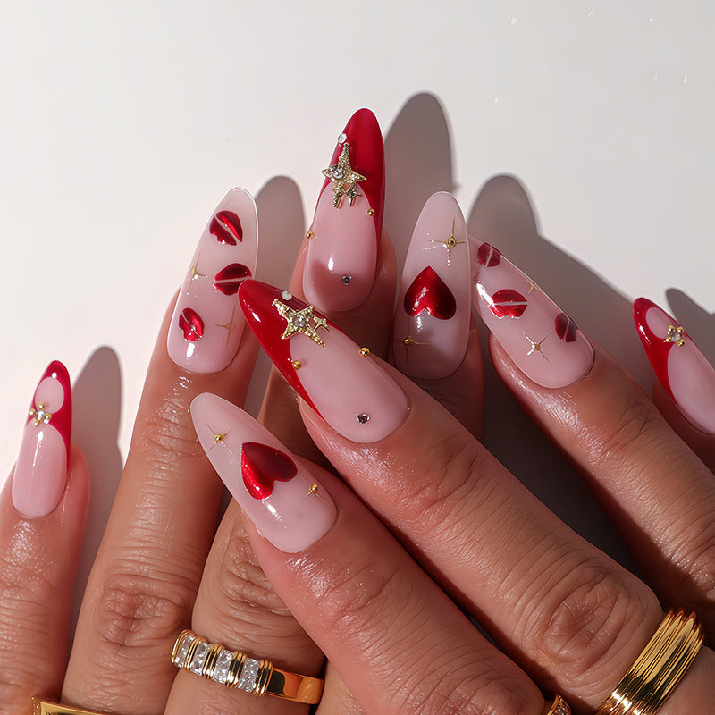 Artificial nail set with romantic accents and glitter details Bowlift