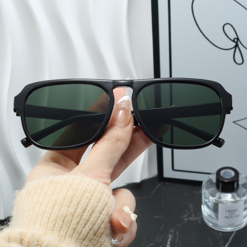 Women's modern rectangular sunglasses with polarized lenses Bowlift