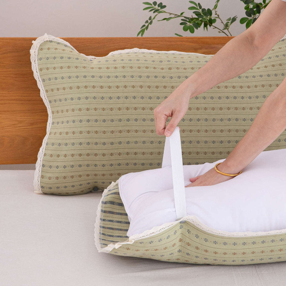 Ladies ergonomic pillow with removable cover Bowlift