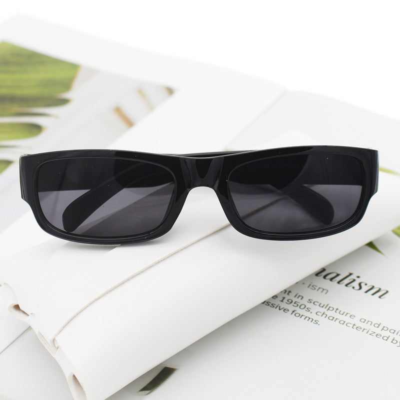 Women's fashionable sunglasses in stylish rectangular design Bowlift