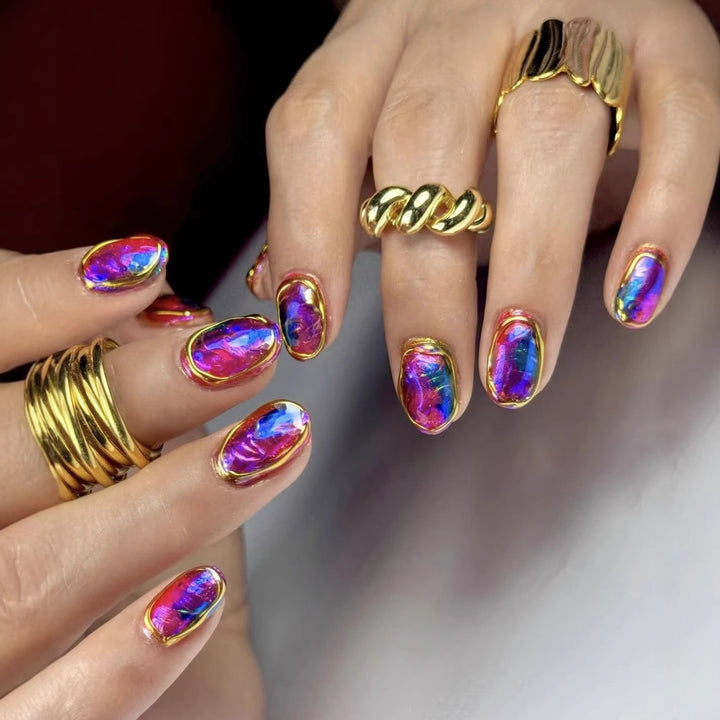 Glamorous artificial nail design with metallic edge Bowlift