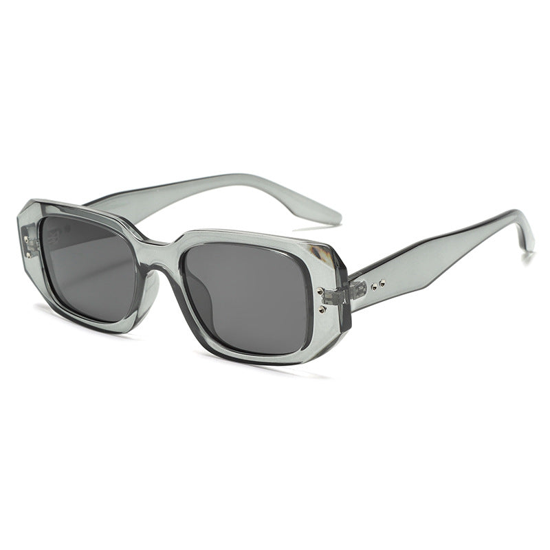 Ladies fashionable oversized sunglasses with stylish frame and UV protection Bowlift