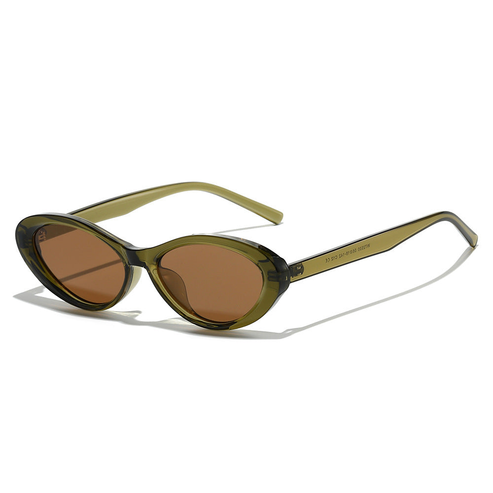 Retro-Inspired Bold Cat-Eye Sunglasses Bowlift