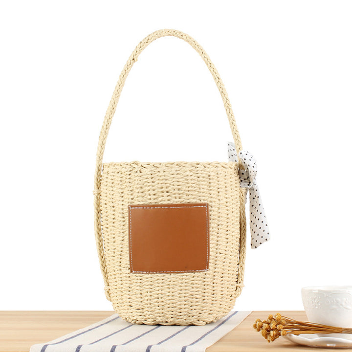 Braided tote bag with decorative leather accent Bowlift
