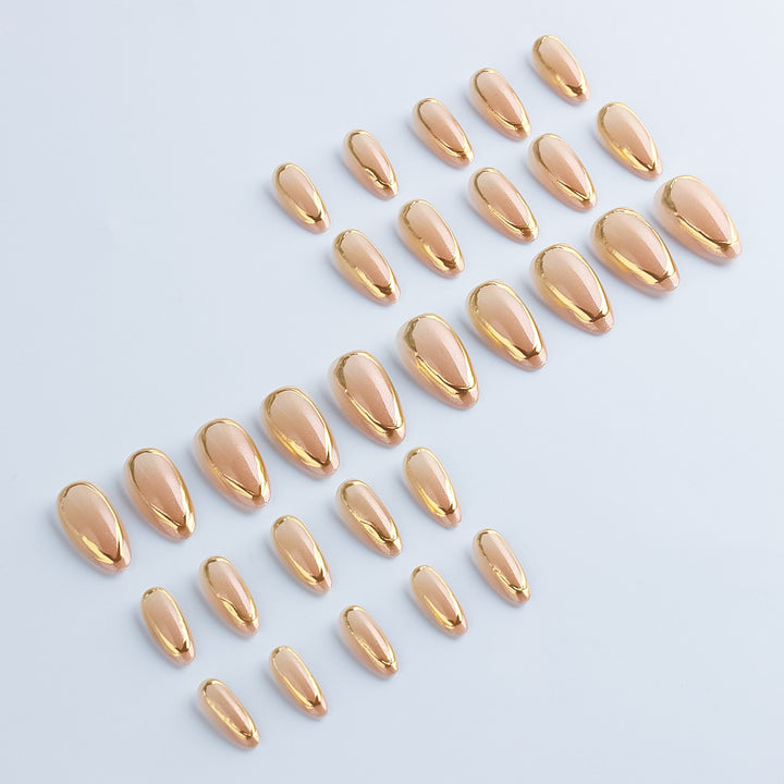 Chic Gold-Trimmed Gel Nail Set Bowlift