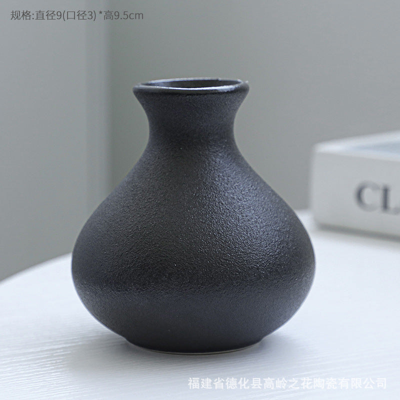 Elegant Minimalist Ceramic Flower Vase