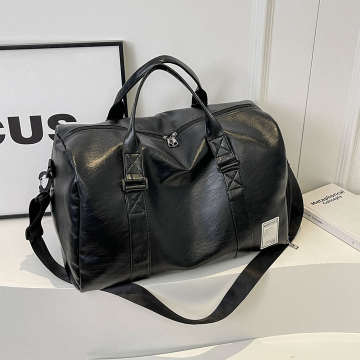 Duffle Bag made of durable synthetic leather Bowlift