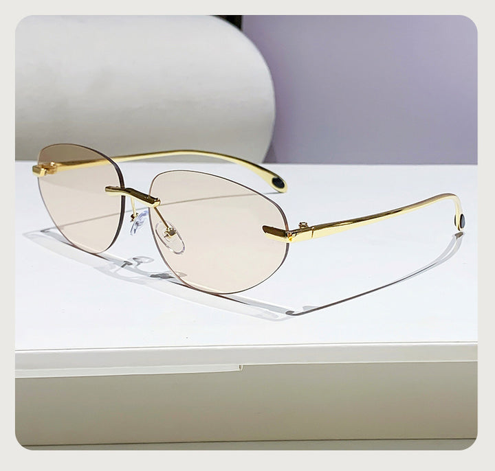 Fashionable Aviator Sunglasses