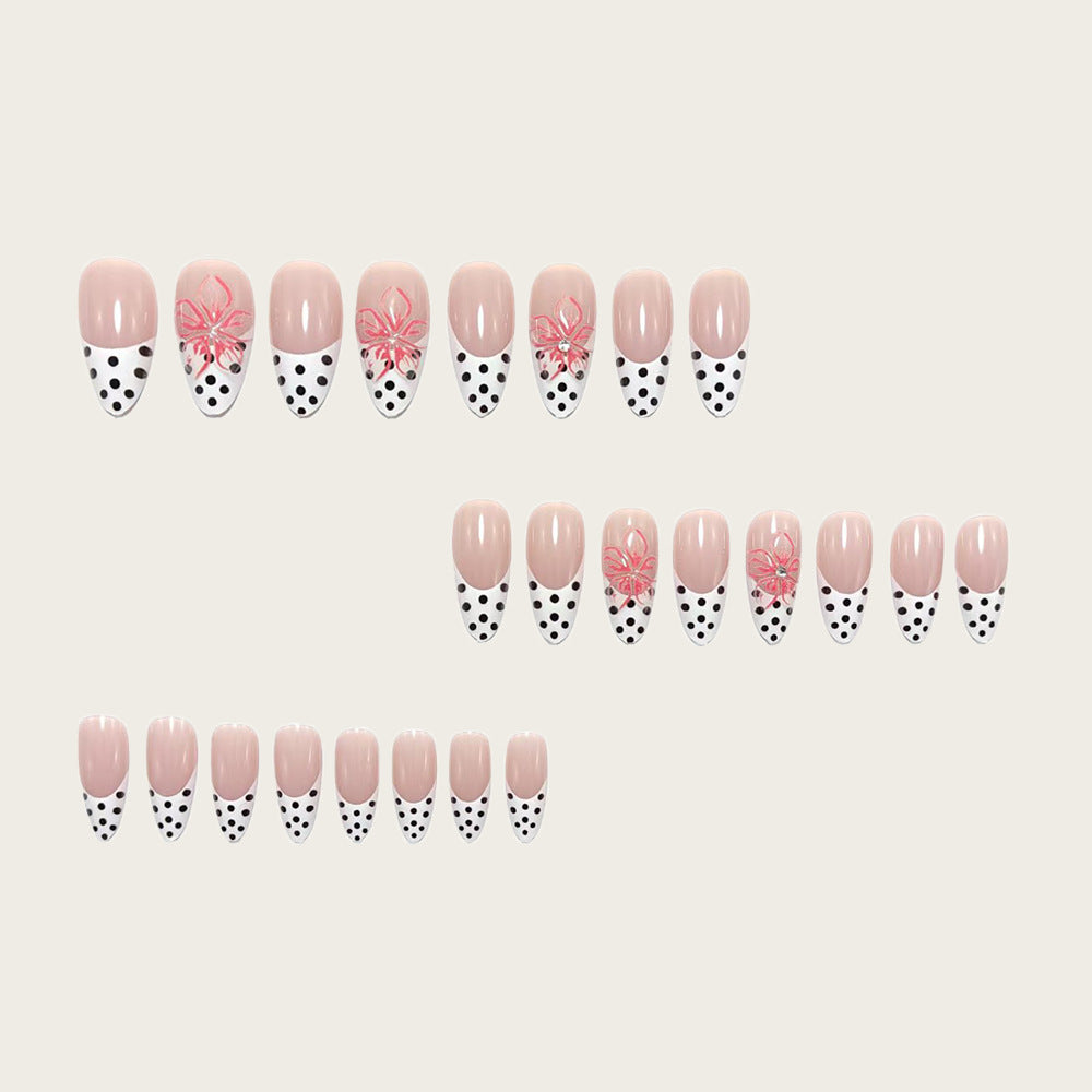 Artificial nails with elegant flower design and dots Bowlift