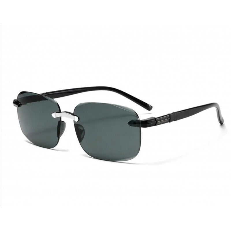 Stylish Aviator Sunglasses with Enhanced UV Protection Bowlift