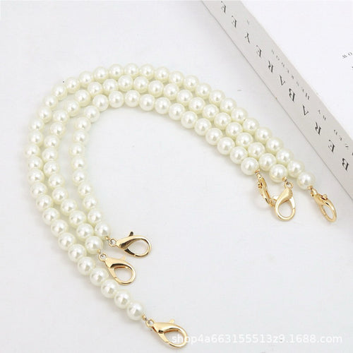 Elegantly Crafted Pearl Necklace Bowlift
