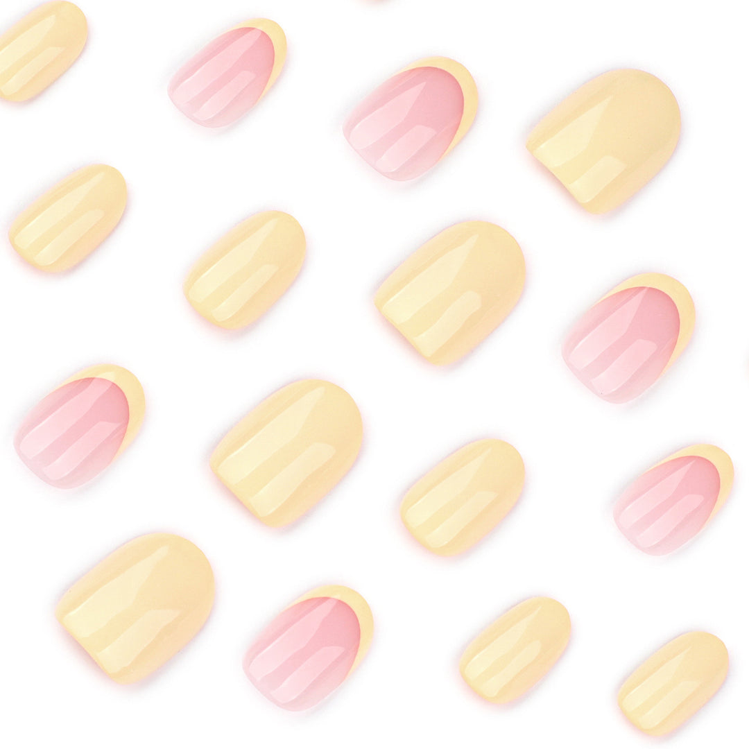 Artistic Nail Art with Elegant French Tip Bowlift