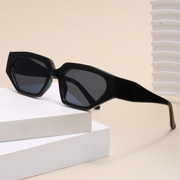 Ladies stylish oversized sunglasses Bowlift