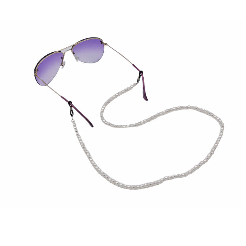 Elegant Pearl Eyewear Chain Bowlift