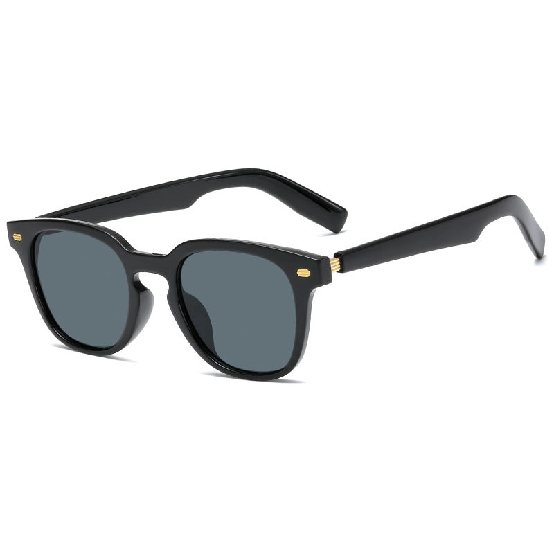 Ladies fashionable corrective glasses with elegant plastic frame and golden accents Bowlift