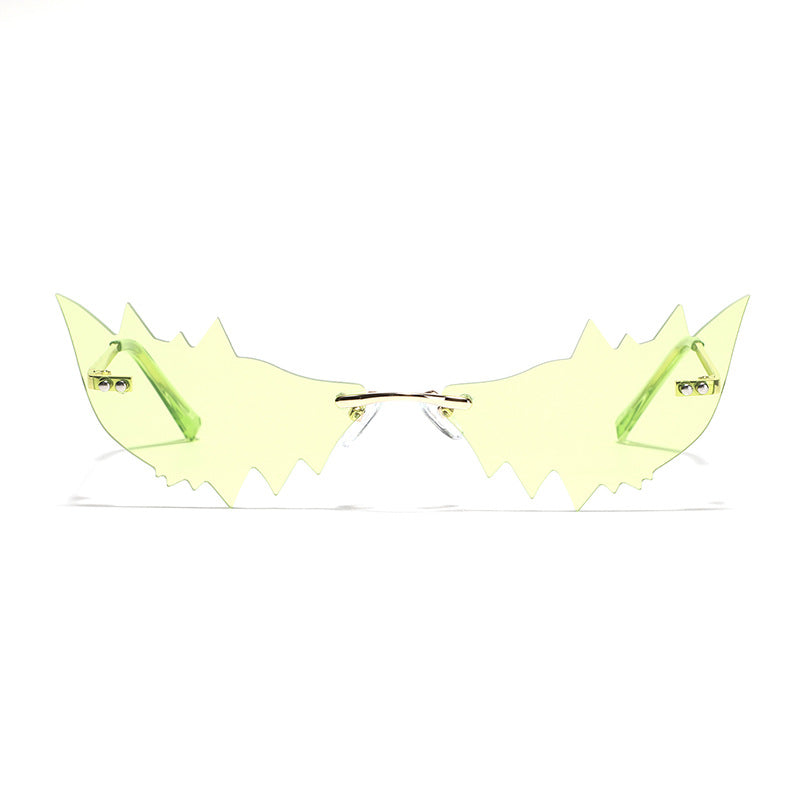 Ladies Trendy Cat Eye Sunglasses with Protective UV Filter and Unusual Frame Bowlift