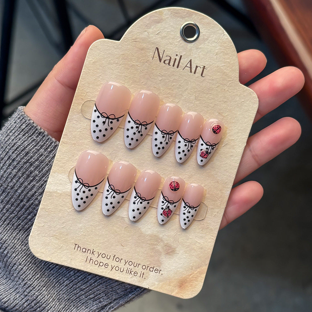 Elegant Artistic Press-On Nail Set Bowlift
