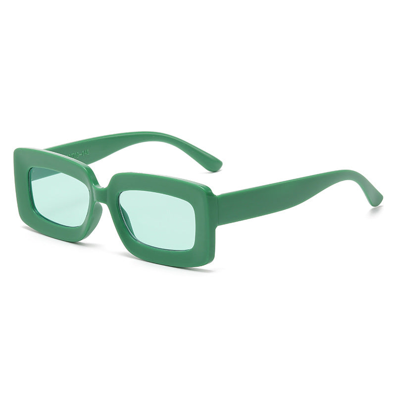Women trendy square sunglasses with elegant plastic frame Bowlift