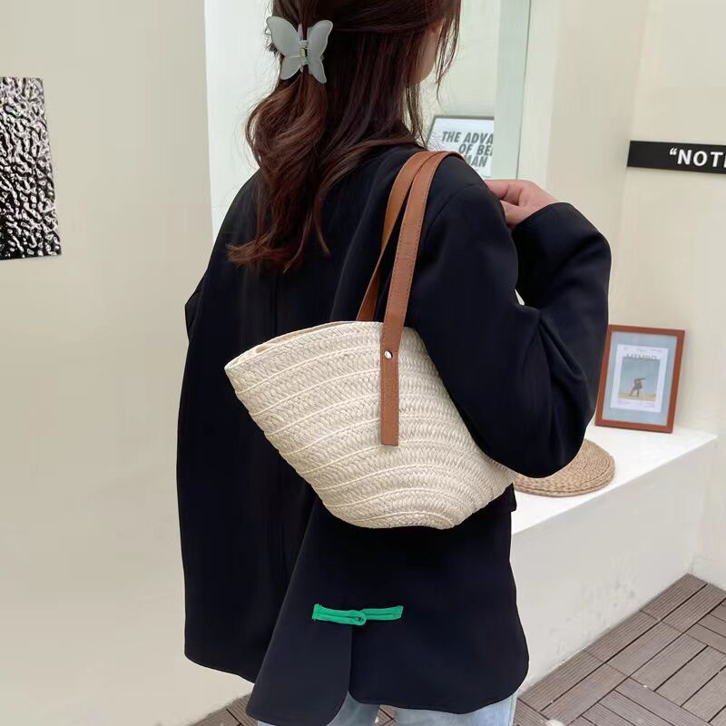 Flexible and Stylish Basket Bag Bowlift
