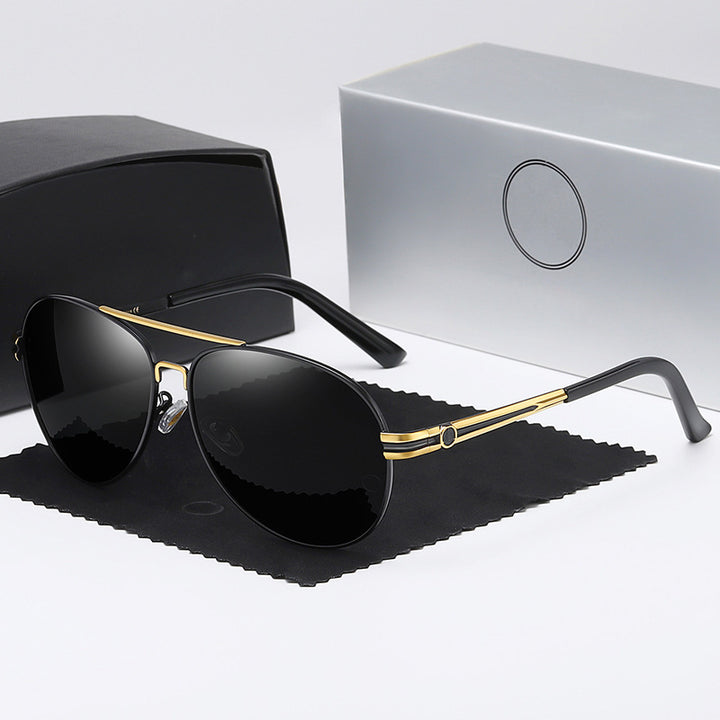 Women's elegant sunglasses with slim frame and UV protection Bowlift