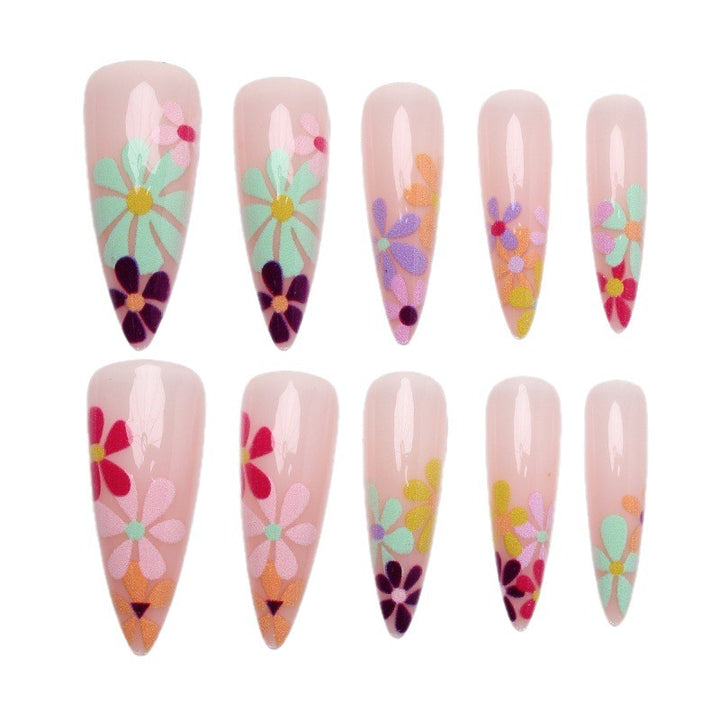 Nail art with floral patterns Bowlift