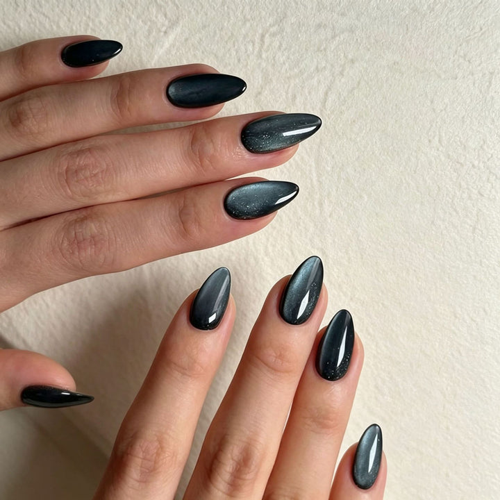 Elegant Press-On Nail Tips with Decorative Bow Bowlift