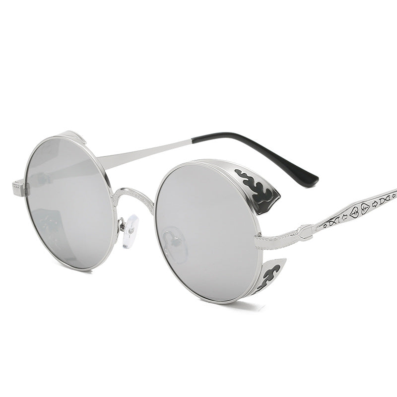 Ladies round sunglasses with luxurious gold frame and decorative elements Bowlift