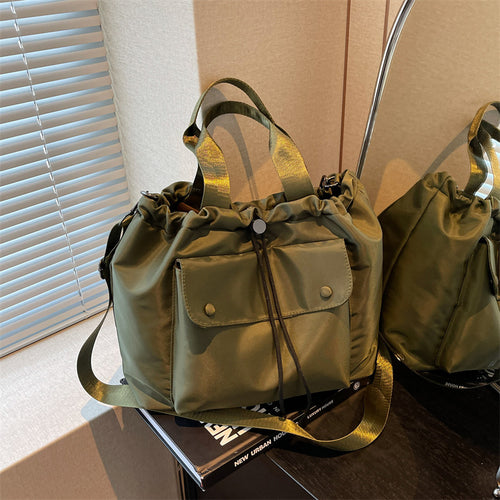 Sporty Multi-Functional Duffle Bag Bowlift