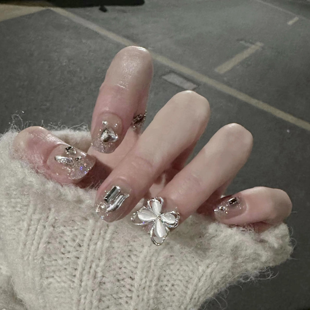Glamorous Ring Collection Bowlift