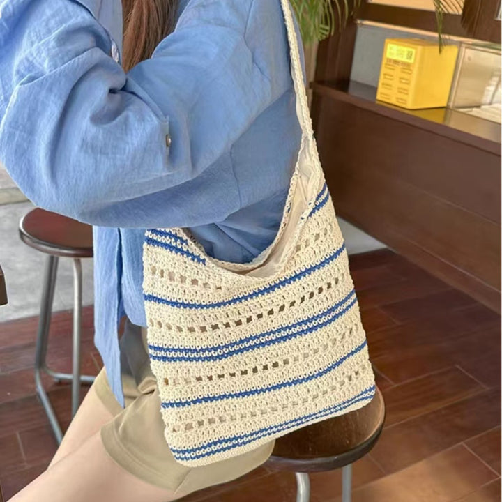 Crocheted Shoulder Bag Bowlift