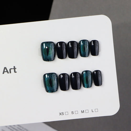 Stylish Press-On Nail Art Collection Bowlift