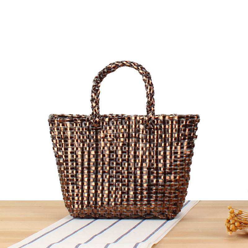 Handbag Made of Woven Natural Material with Elegant Accents Bowlift