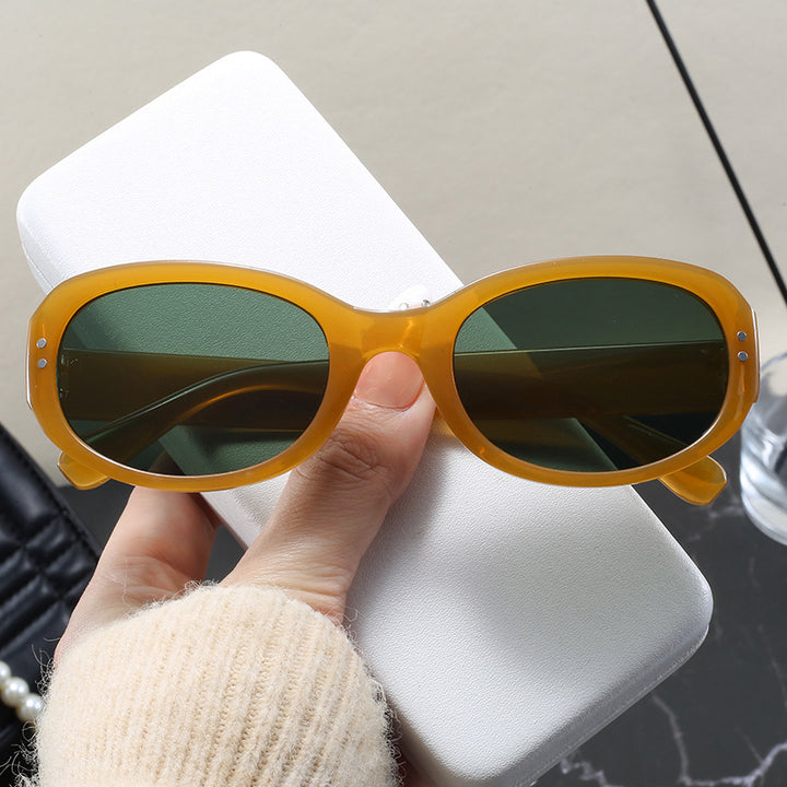 Women's elegant oversized sunglasses with protective UV protection Bowlift