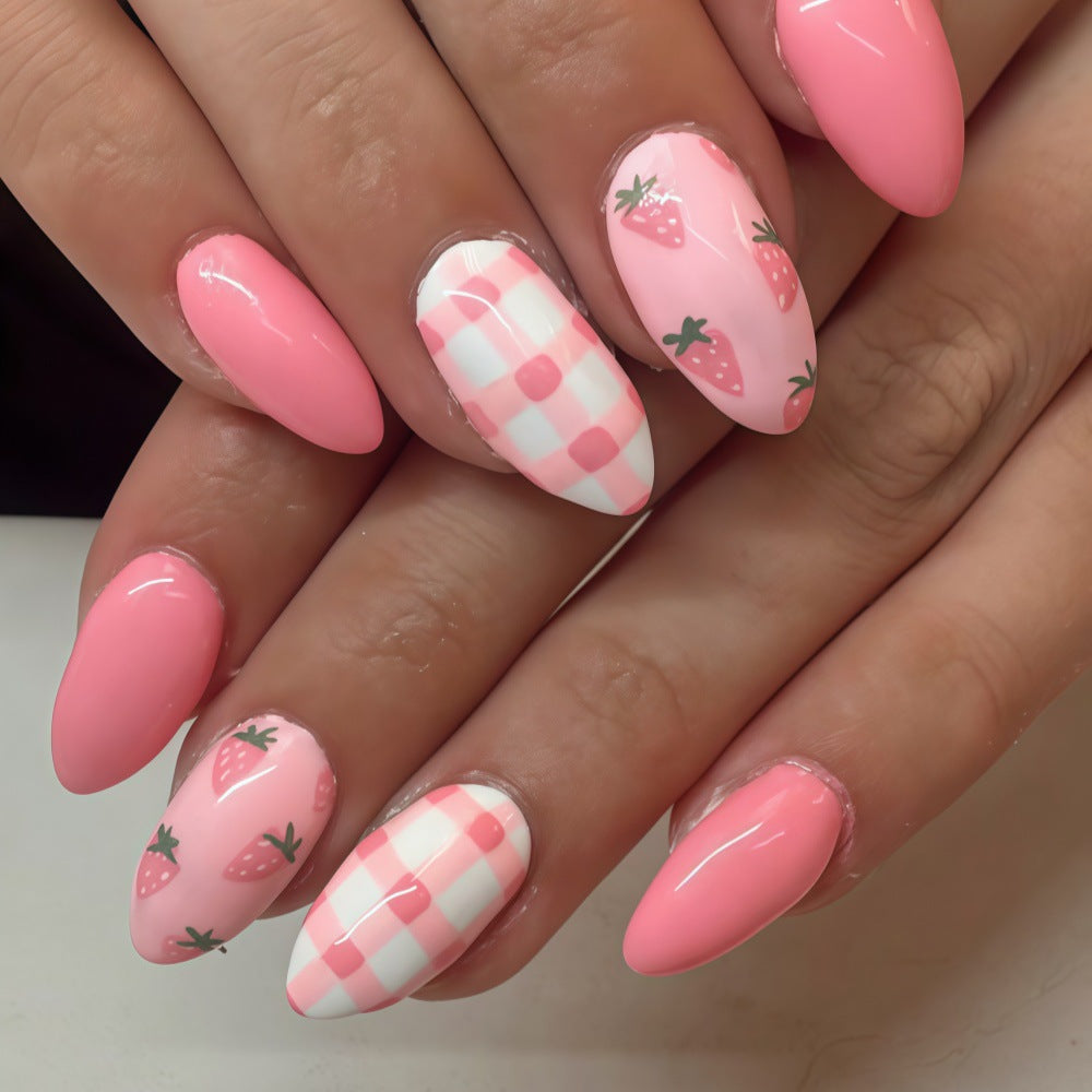 Artificial Nails in Spring Strawberry Design Bowlift