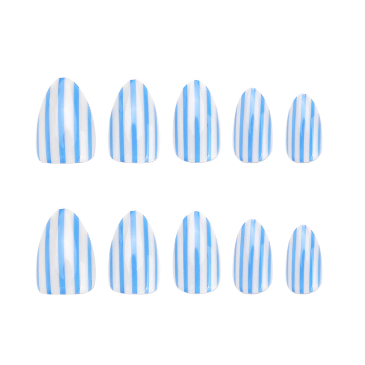 Artful nail art with maritime striped pattern Bowlift