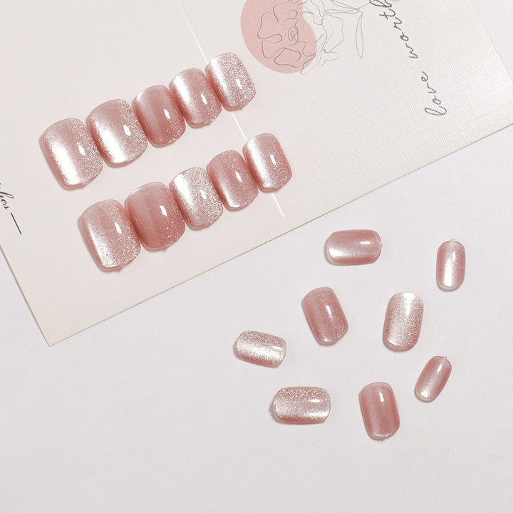 Shimmering Press-On Nail Collection Bowlift