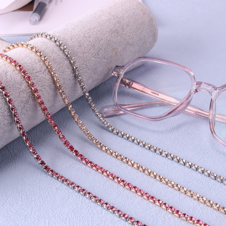 Sparkling Rhinestone Eyewear Chain Bowlift