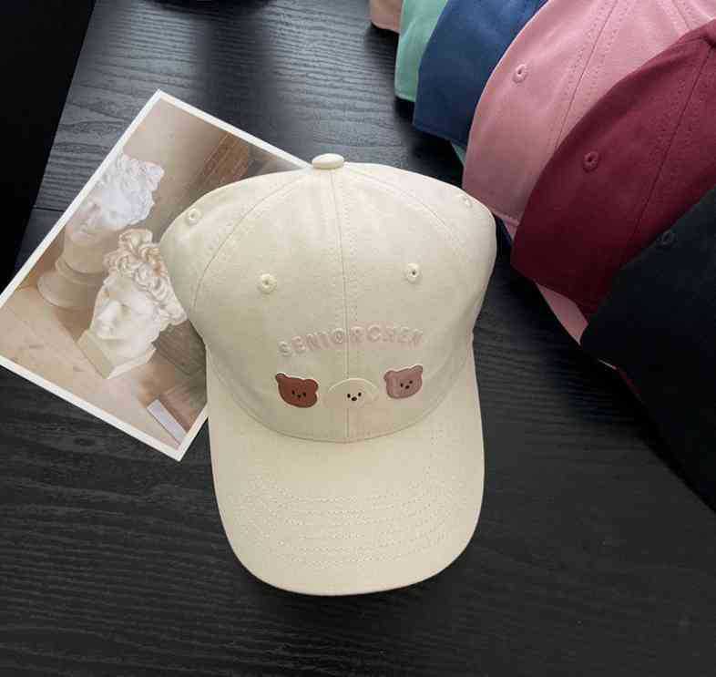 Women's Playful Graphic Cap Bowlift