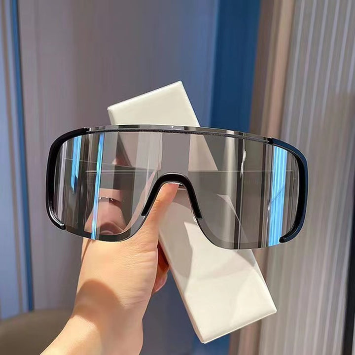 Sporty Wrap-Around Sunglasses Bowlift