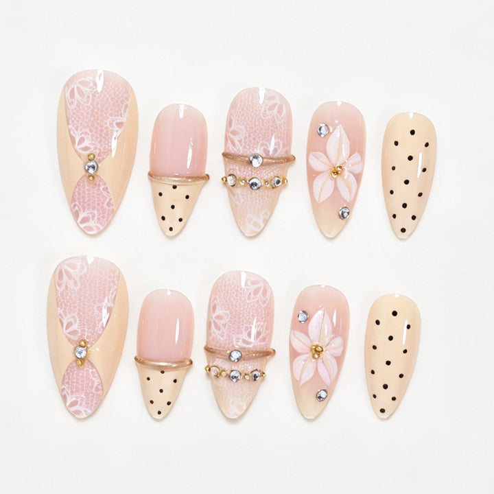 Elegant Floral Design Press-On Nail Tips Bowlift