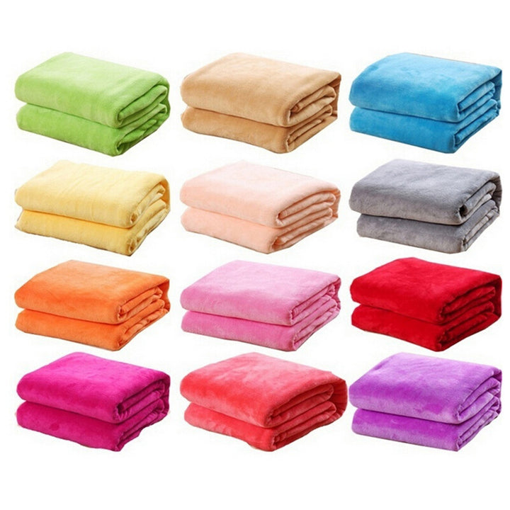Women's elegant blanket Bowlift