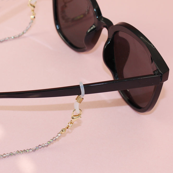 Beaded Eyewear Chain Bowlift