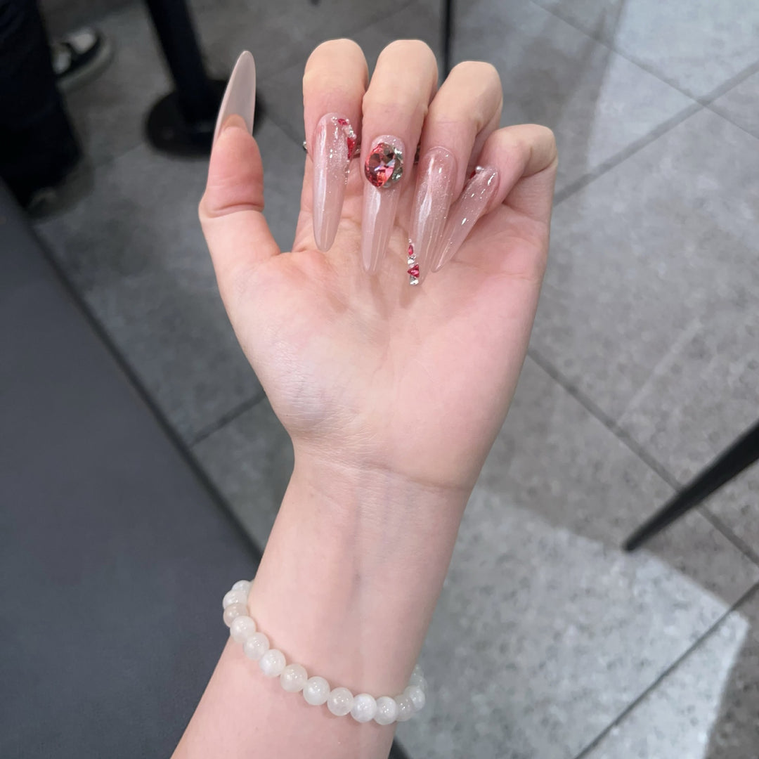 Glamorous Stiletto Nail Art Set Bowlift