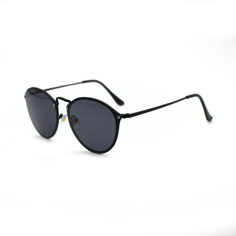 Sunglasses Bowlift