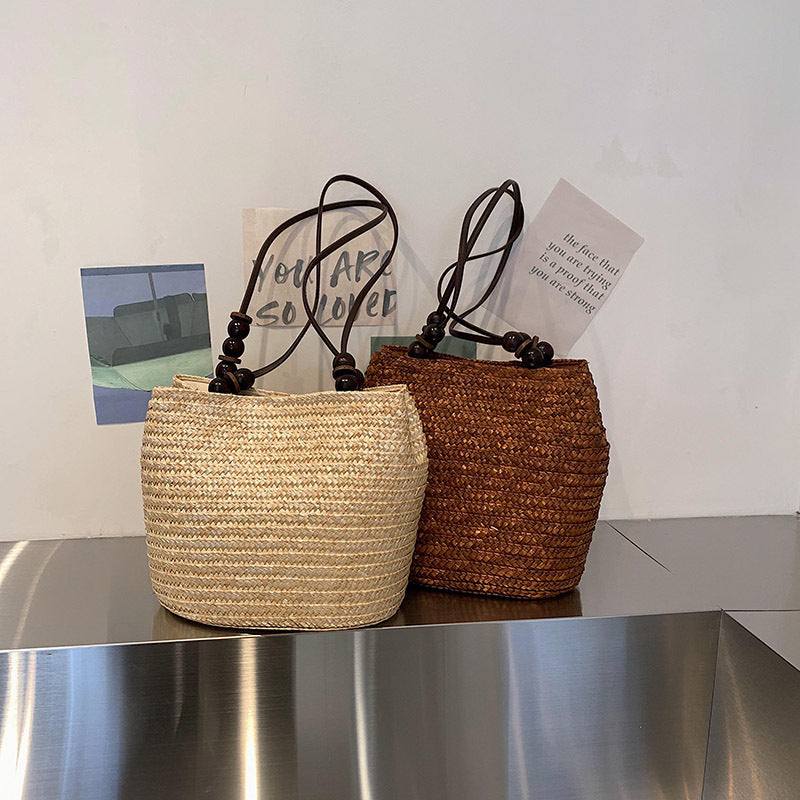 Sustainable Shoulder Bag Made of Natural Macrame Bowlift