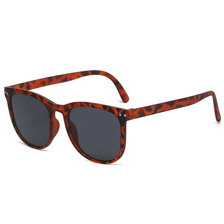 Ladies Fashion Tortoiseshell Sunglasses with Stylish Frame Bowlift
